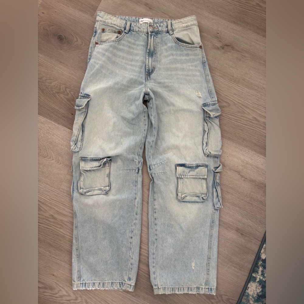 Barrel Cargo Light Blue Jeans - Zara